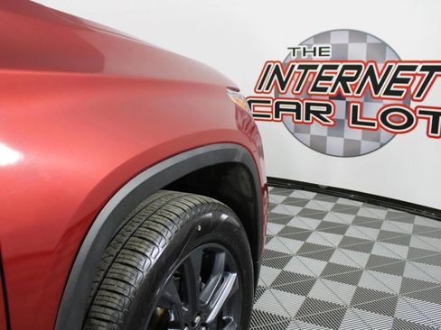 Used 2021 Chevrolet Traverse RS w/ LPO, Floor Liner Package AWD/4WD image 37