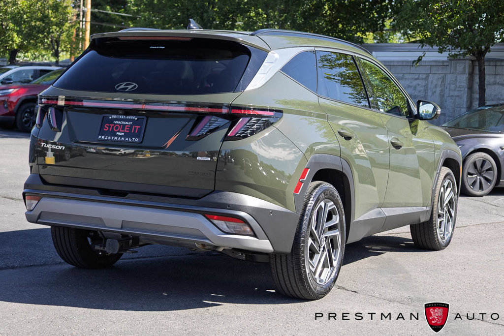 Used 2025 Hyundai Tucson Limited AWD/4WD image 18