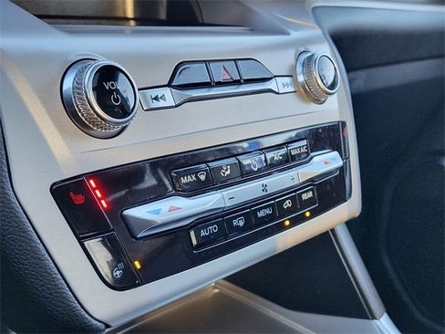 Certified 2023 Ford Explorer XLT w/ Equipment Group 202A image 24