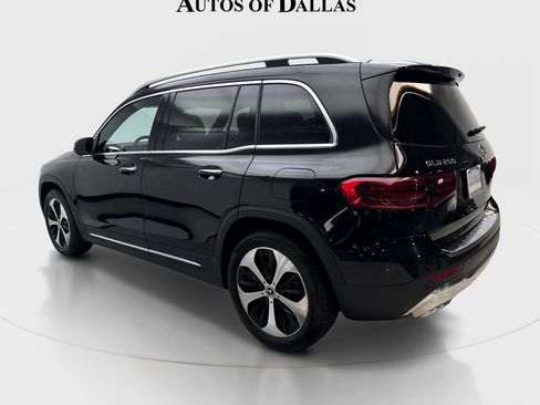 Used 2025 Mercedes-Benz GLB 250 4MATIC image 9