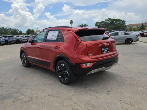 New 2026 Kia Niro Wind FWD image 6