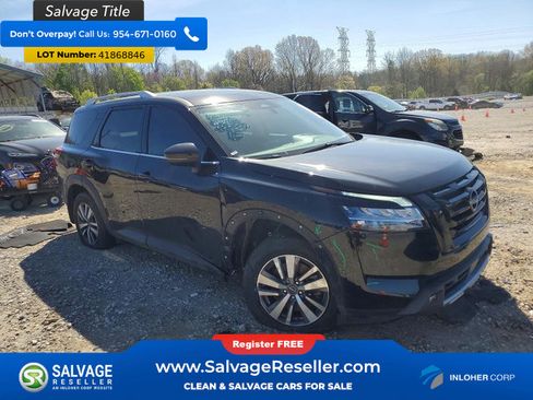 Used 2022 Nissan Pathfinder SL w/ Lighting Package (N92) FWD image 5