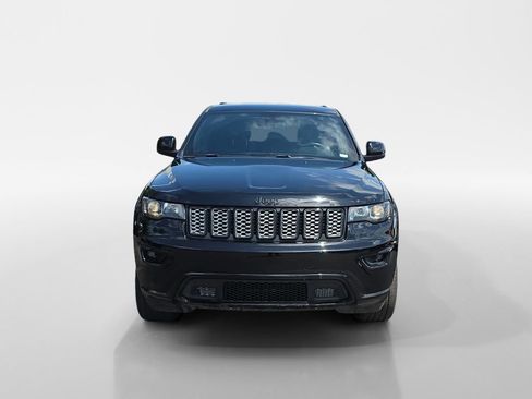 Used 2021 Jeep Grand Cherokee Laredo X AWD/4WD image 8