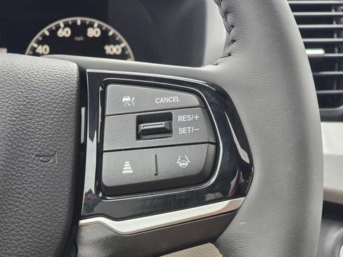 Used 2026 Honda Odyssey EX-L image 37