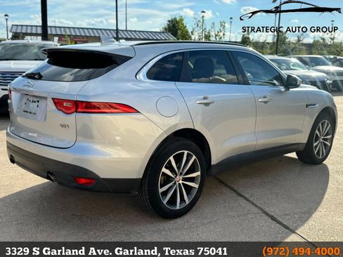 Used 2018 Jaguar F-PACE Prestige image 6