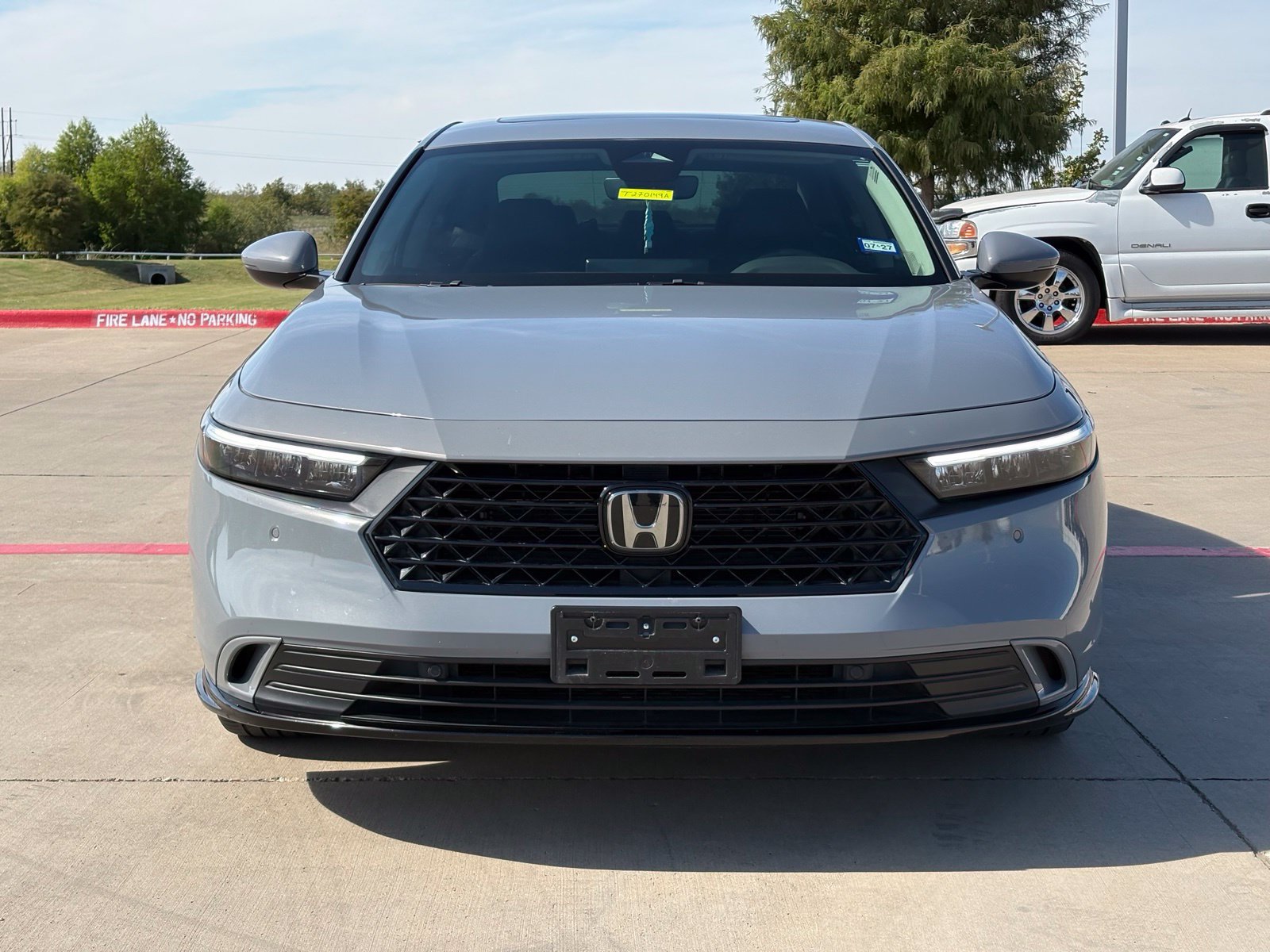 Used 2023 Honda Accord EX-L image 2