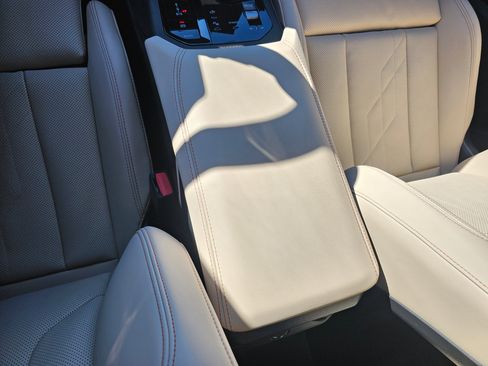 Certified 2025 BMW X3 M50 w/ Premium Package image 56