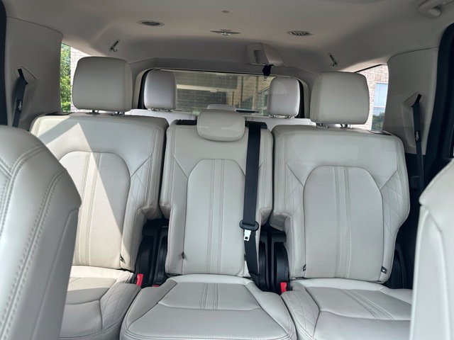 Used 2020 Ford Expedition Platinum AWD/4WD image 18