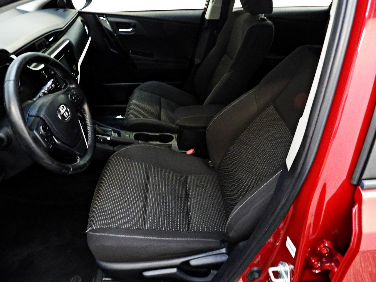 Used 2017 Toyota Corolla iM w/ All-Weather Mat Package FWD image 8