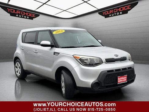 Used 2014 Kia Soul Base 4dr Crossover 6M image 7