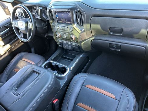 Used 2022 GMC Sierra 2500 AT4 image 27