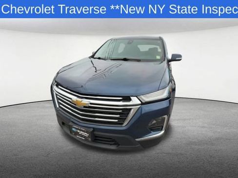 Used 2023 Chevrolet Traverse LT AWD/4WD image 3