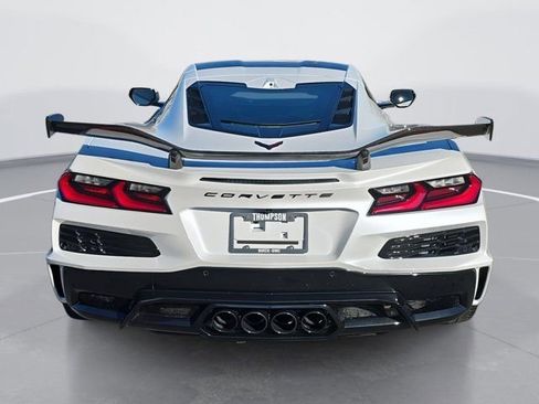 Used 2023 Chevrolet Corvette Z06 w/ Z07 Performance Package image 4