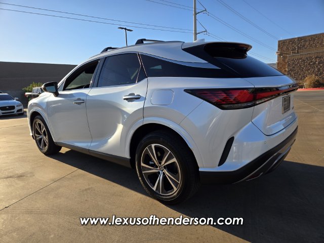 Used 2025 Lexus RX 350 FWD w/ Accessory Package image 5