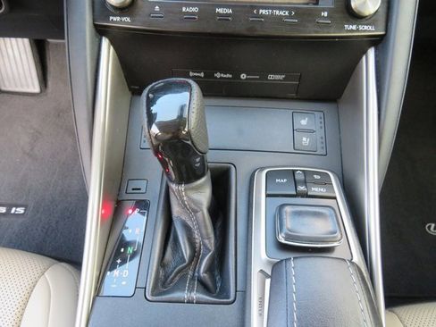 Used 2017 Lexus IS 200t image 23