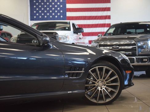 Used 2012 Mercedes-Benz SL 550 image 31
