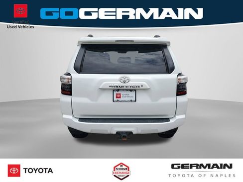 Certified 2024 Toyota 4Runner SR5 Premium w/ Moonroof Package RWD image 10