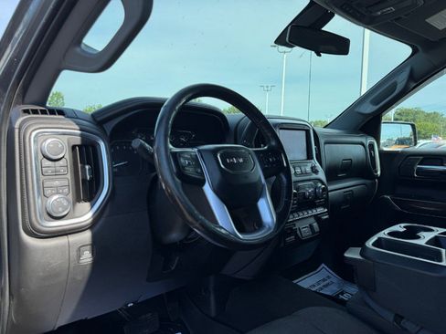 Used 2019 GMC Sierra 1500 SLE w/ X31 Off-Road Package AWD/4WD image 14