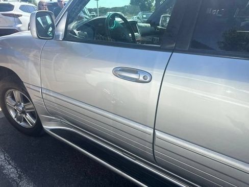 Used 2006 Lexus LX 470 4WD image 20