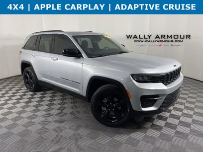 Used 2024 Jeep Grand Cherokee Altitude