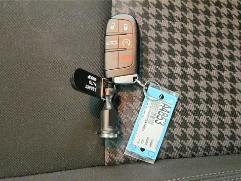 Used 2023 Dodge Charger SXT image 41