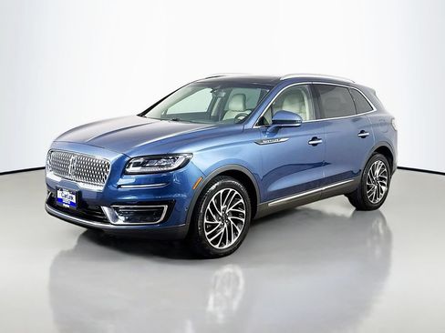 Used 2019 Lincoln Nautilus Reserve AWD/4WD image 3