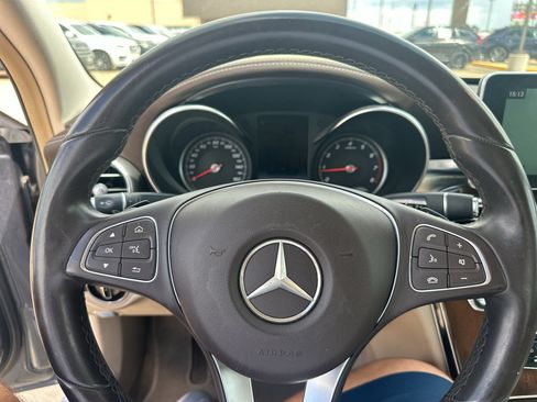 Used 2015 Mercedes-Benz C 300 4MATIC Sedan image 15