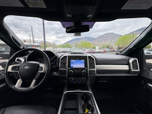 Used 2019 Ford F350 Platinum w/ Platinum Ultimate Package AWD/4WD image 35