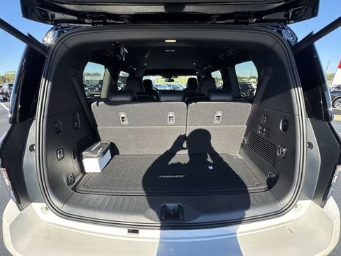 New 2026 Nissan Armada PRO-4X w/ Captain's Chari Seat Package AWD/4WD image 24