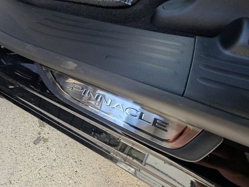 New 2026 Chrysler Pacifica Pinnacle w/ Trailer Tow Group image 42