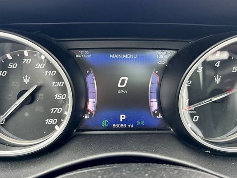 Used 2017 Maserati Levante S AWD/4WD image 26