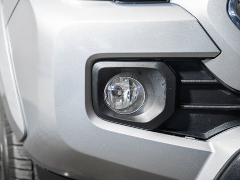 Used 2017 Toyota Tacoma SR5 image 15