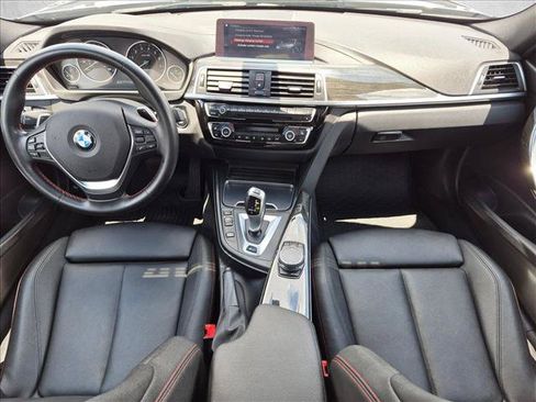 Used 2018 BMW 330e w/ Convenience Package RWD image 17