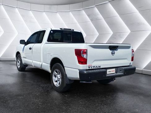 Used 2021 Nissan Titan S w/ Accessory Utility Package RWD image 5