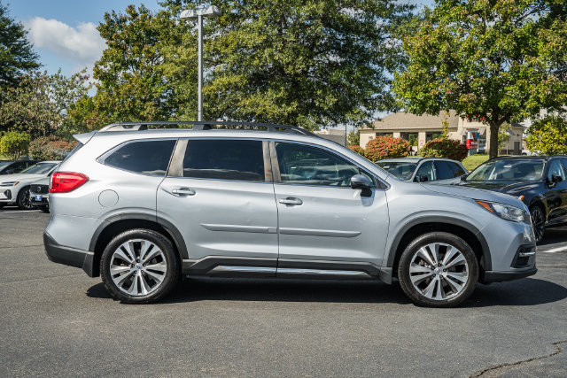 Used 2019 Subaru Ascent Limited AWD/4WD image 4