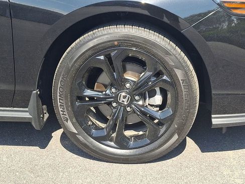 Used 2025 Honda Accord SE image 8