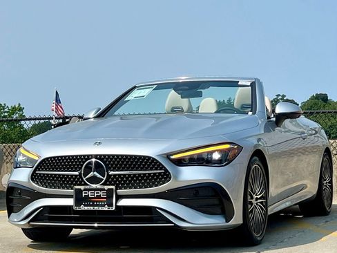 Certified 2026 Mercedes-Benz CLE 300 4MATIC Cabriolet image 4