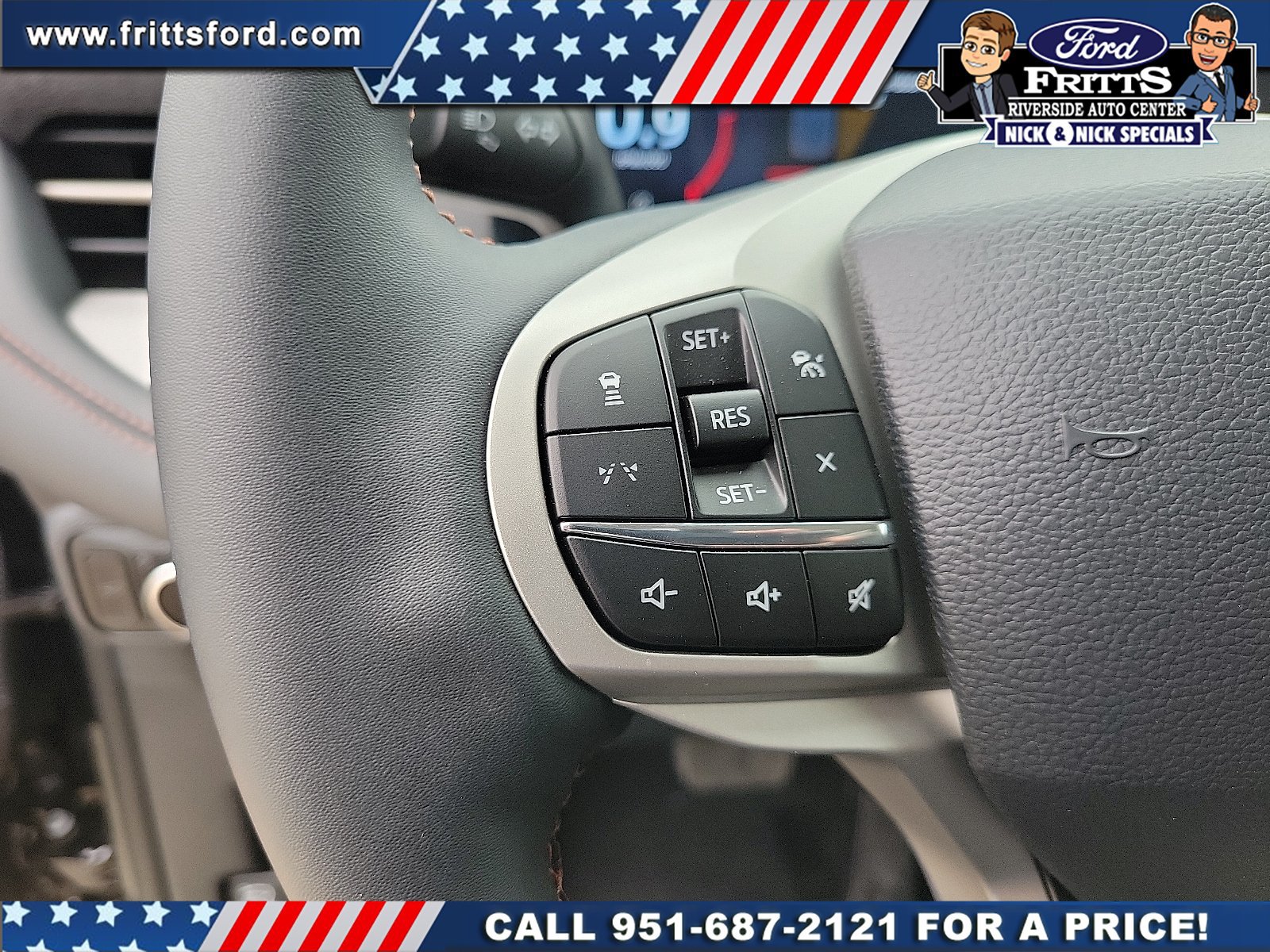 New 2026 Ford Explorer Active RWD image 6