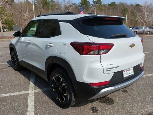 Used 2023 Chevrolet TrailBlazer LT w/ Convenience Package image 6