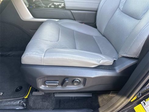 Used 2024 Toyota Tundra Limited image 19
