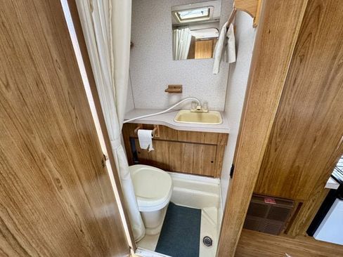 Used 2005 Ford F250 XLT image 28