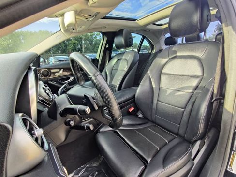 Used 2017 Mercedes-Benz C 300 4MATIC Sedan w/ Premium 1 Package image 6