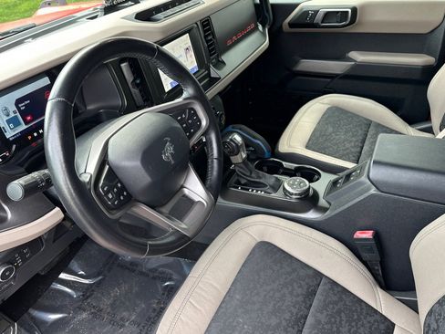 Used 2022 Ford Bronco Wildtrak image 7