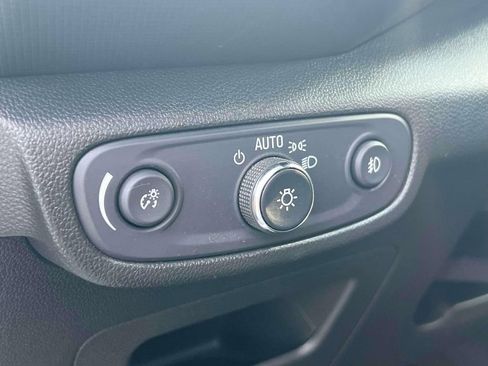Used 2023 Chevrolet TrailBlazer ACTIV w/ Convenience Package AWD/4WD image 23