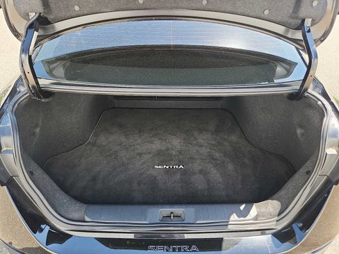 Used 2024 Nissan Sentra SR FWD image 27
