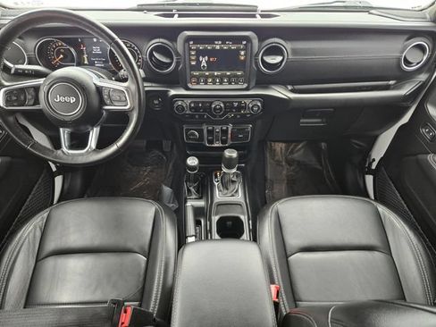 Used 2019 Jeep Wrangler Unlimited Sahara AWD/4WD image 25