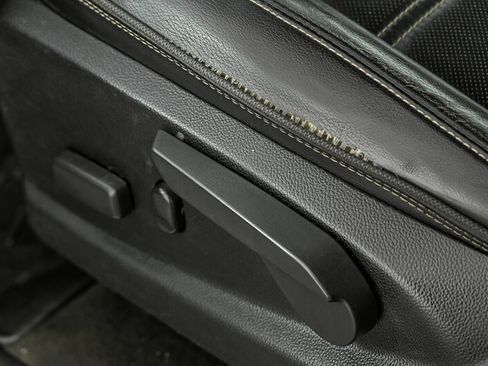 Used 2018 GMC Canyon Denali AWD/4WD image 19