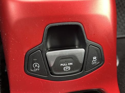 Used 2022 Jeep Renegade Trailhawk w/ Trailer Tow Group image 25