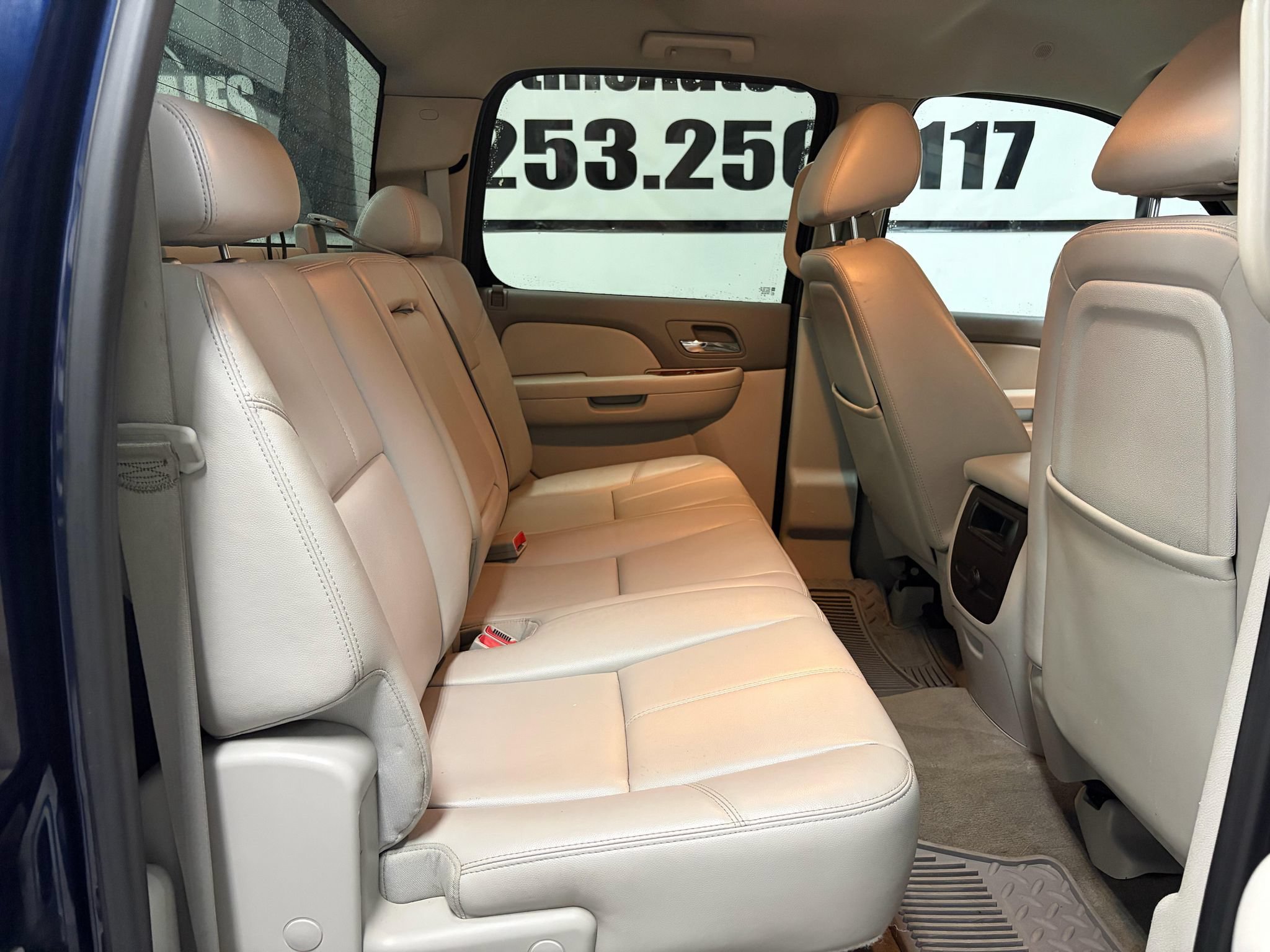 Used 2011 Chevrolet Silverado 2500 LTZ w/ LTZ Plus Package AWD/4WD image 19