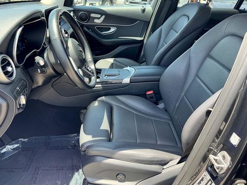 Used 2022 Mercedes-Benz GLC 300 image 20